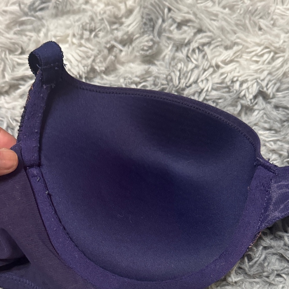 Luxurious Purple Lace Underwire Bra - Picture 6 of 11